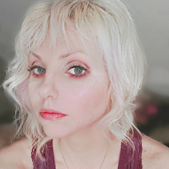 Meet your Posher, Jaymee - Picture 1 of 1